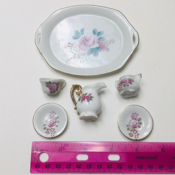 MINIATURE - PORCELAIN - CHINA - FLORAL - TEA SET - Picture 4 of 4